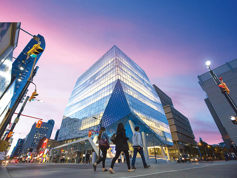 A picture of the Ted Rogers building in downtown.